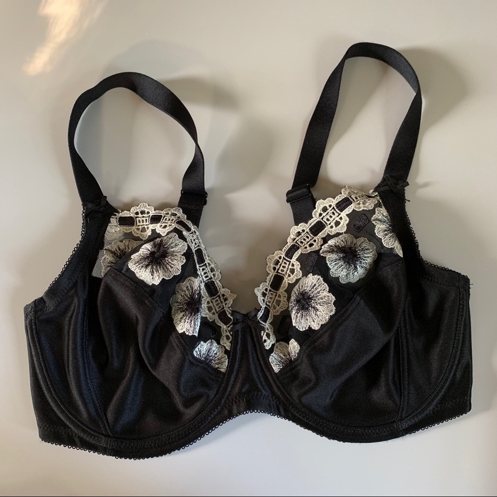 Wacoal • 34DD • 85532 Full Figure Unlined Bra